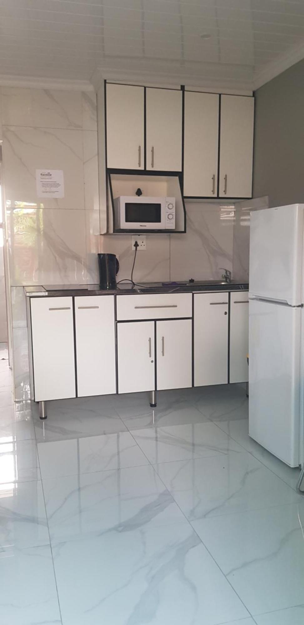 Rainbow Guest House And Tours Uitenhage Экстерьер фото